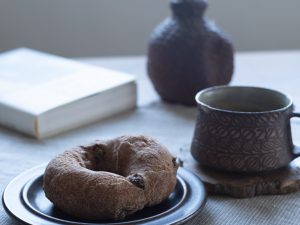 浅野屋のシナモンレーズンベーグル